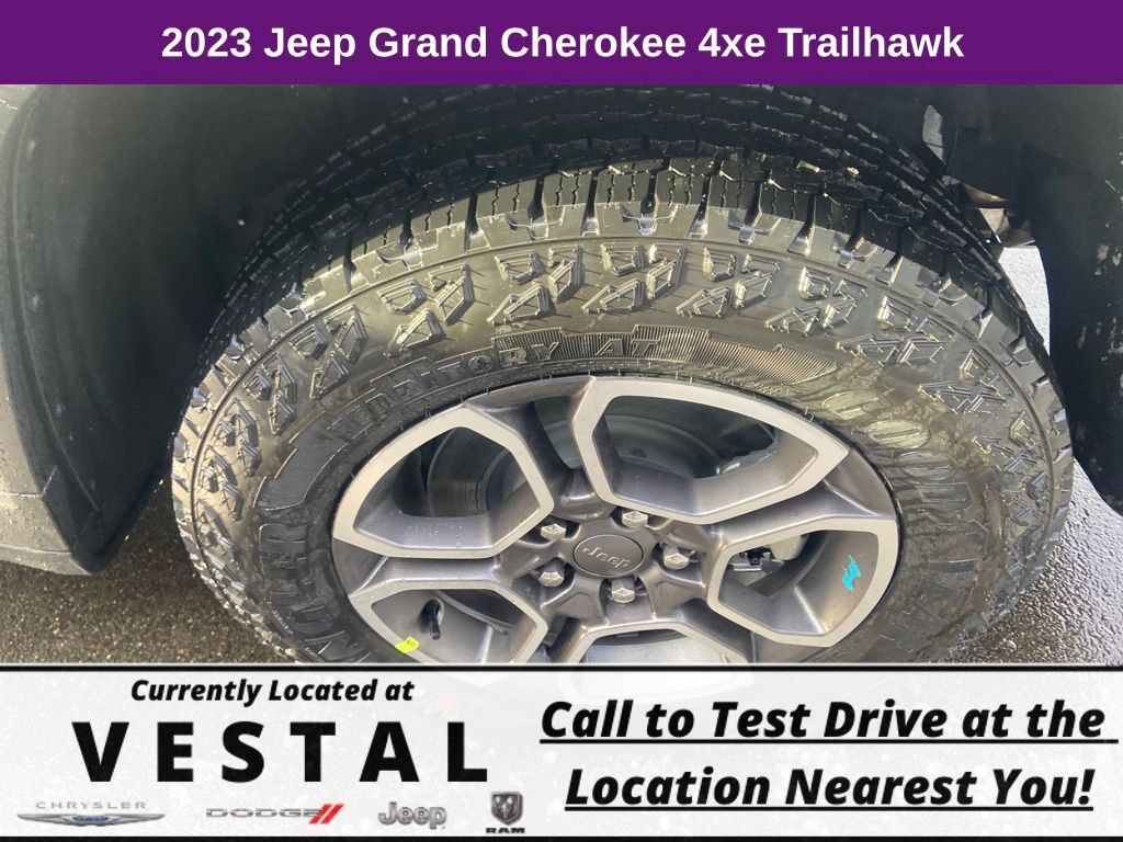 New 2023 Jeep Grand Cherokee Trailhawk AWD/4WD image 42