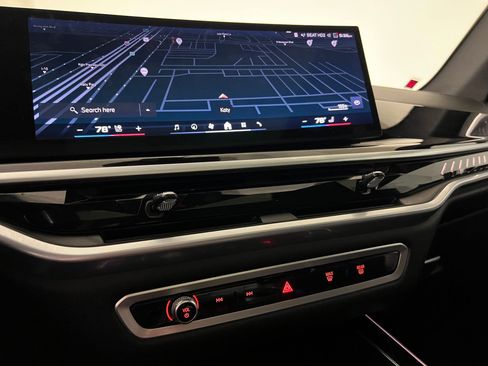 Used 2024 BMW X5 M60i w/ Executive Package image 28