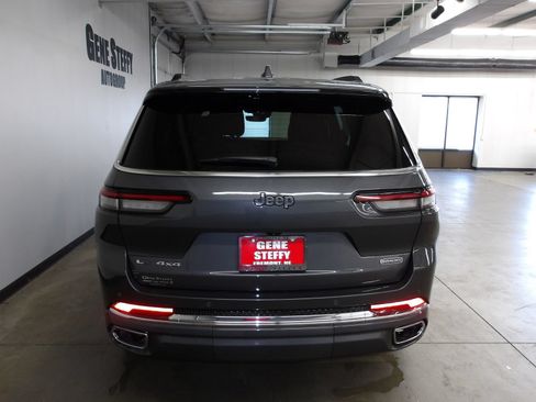 Used 2023 Jeep Grand Cherokee L Overland AWD/4WD image 5