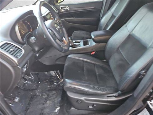Used 2018 Jeep Grand Cherokee Altitude AWD/4WD image 22