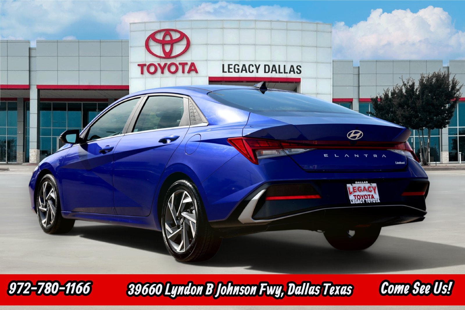 Used 2024 Hyundai Elantra Limited FWD image 8