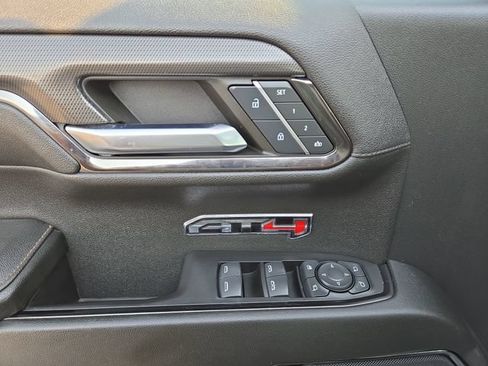 Used 2024 GMC Sierra 1500 AT4 w/ AT4 Premium Package AWD/4WD image 16