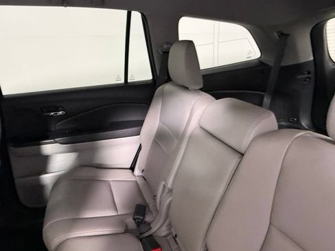 Used 2018 Honda Pilot EX-L image 39
