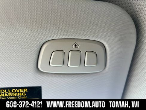 Used 2021 Ford Escape Titanium w/ Titanium Elite Package AWD/4WD image 33