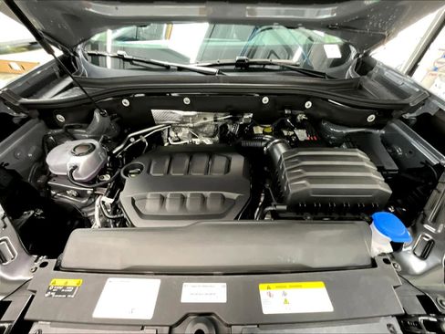 New 2026 Volkswagen Atlas Peak Edition AWD/4WD image 13