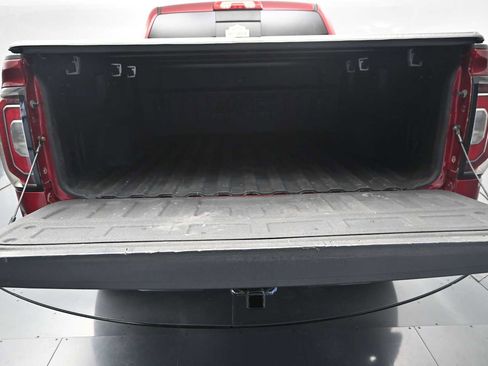 Used 2018 GMC Sierra 1500 SLT AWD/4WD image 7