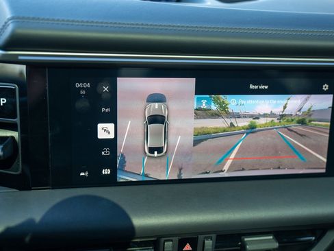 Certified 2025 Porsche Macan 4 Electric AWD/4WD image 19