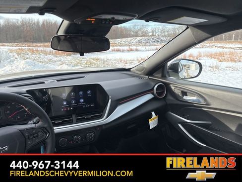 New 2026 Chevrolet Trax RS w/ Driver Confidence Package image 39