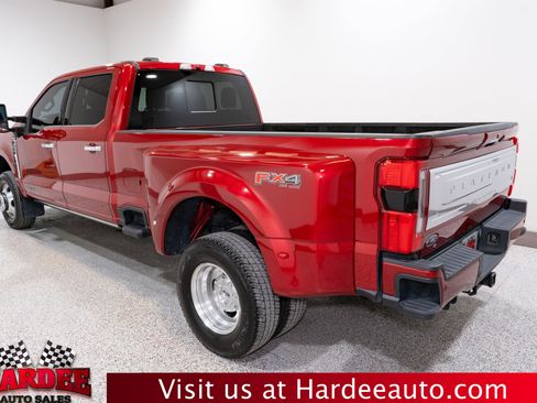 Used 2024 Ford F350 Platinum image 3