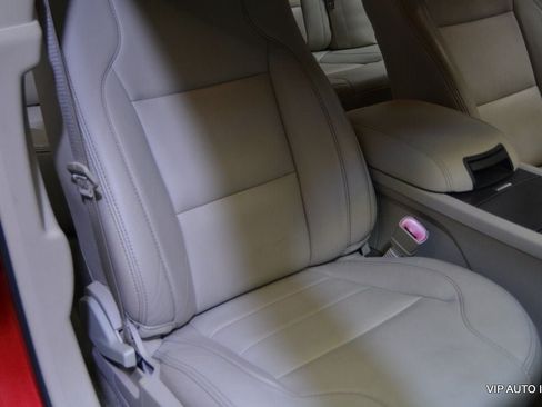 Used 2011 Ford Taurus SEL w/ 202A Rapid Spec Order Code FWD image 21
