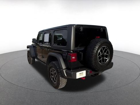 Used 2025 Jeep Wrangler Unlimited Rubicon image 11