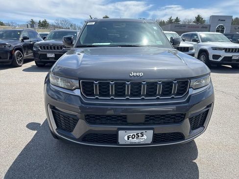 New 2026 Jeep Grand Cherokee Limited AWD/4WD image 8
