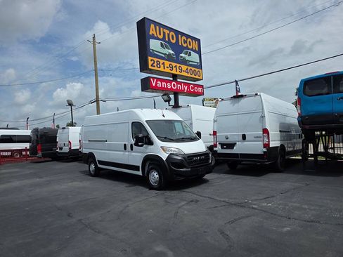 Used 2023 RAM ProMaster 2500 FWD image 25