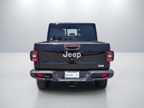 Used 2020 Jeep Gladiator Overland AWD/4WD image 5