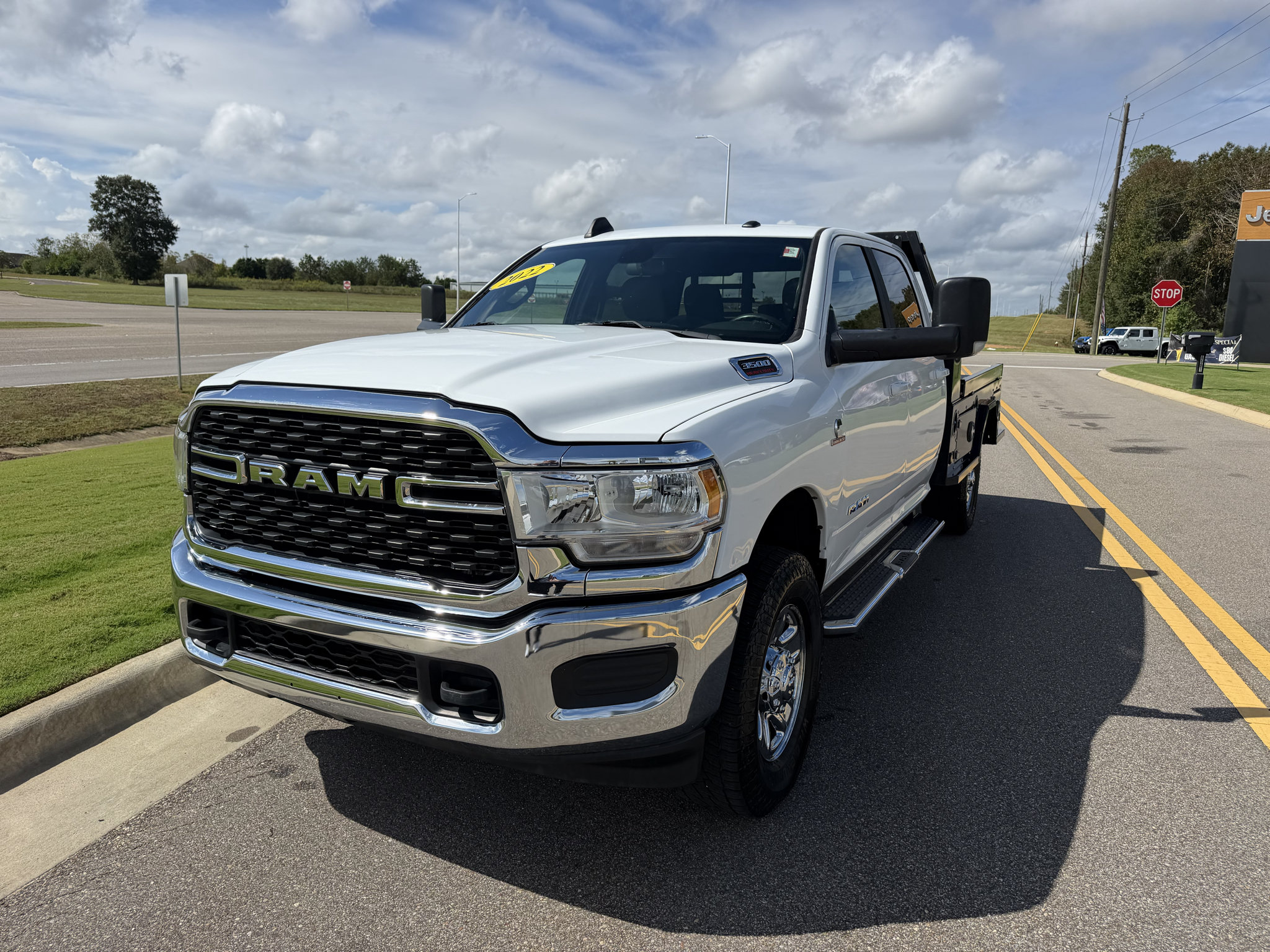 Used 2022 RAM 3500 Big Horn AWD/4WD image 11