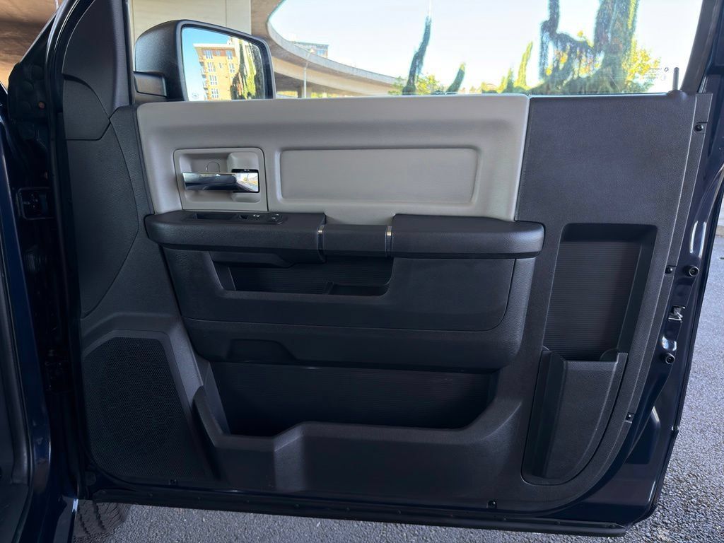Used 2012 RAM 1500 Classic SLT w/ Popular Equipment Group AWD/4WD image 22