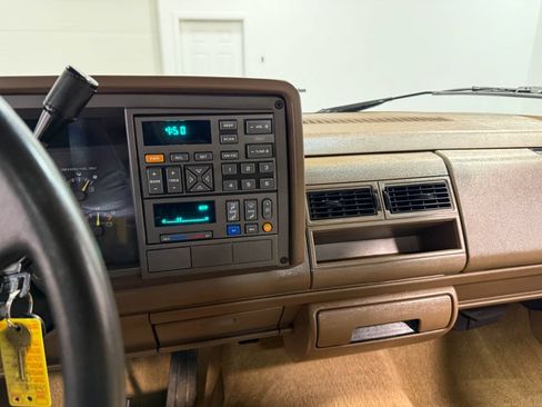 Used 1994 GMC Sierra 1500 2WD Regular Cab image 59