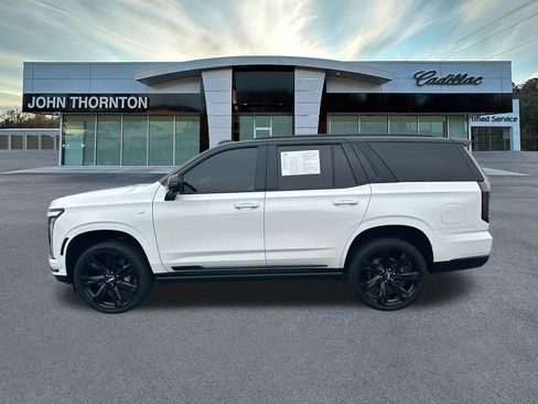 Certified 2025 Cadillac Escalade Sport Platinum AWD/4WD image 8