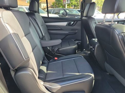 Used 2026 Buick Enclave Preferred image 27