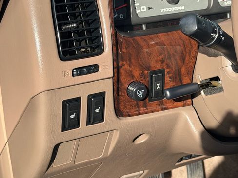 Used 2002 Toyota 4Runner Limited image 19