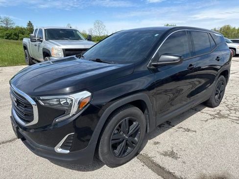 Used 2018 GMC Terrain SLE FWD image 1