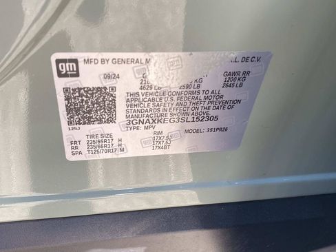 Used 2025 Chevrolet Equinox ACTIV w/ Safety and Technology Package FWD image 22