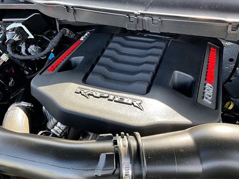 Used 2023 Ford F150 Raptor image 32