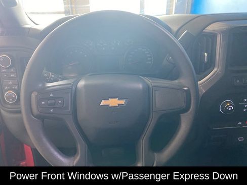 Used 2020 Chevrolet Silverado 1500 Custom w/ Custom Convenience Package AWD/4WD image 5