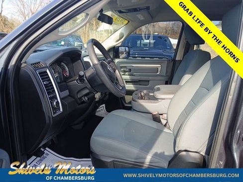 Used 2020 RAM 1500 Classic SLT image 14