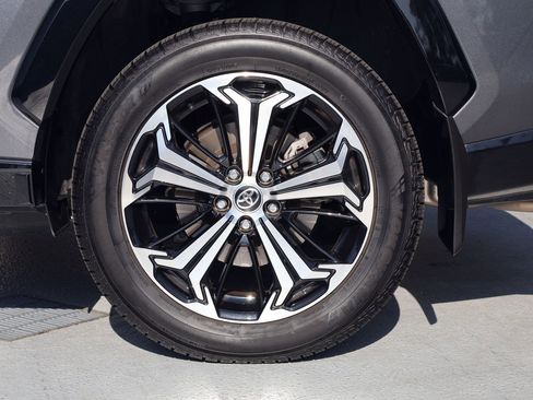 Used 2021 Toyota RAV4 XSE w/ Premium Package image 27