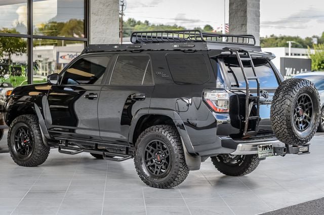 Used 2022 Toyota 4Runner TRD Off-Road Premium w/ Moonroof Package AWD/4WD image 7