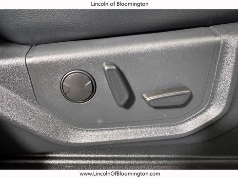 Used 2022 Ford F250 Lariat AWD/4WD image 24