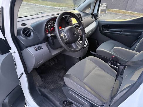 Used 2017 Nissan NV200 SV w/ Technology Package FWD image 7