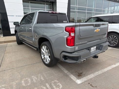 Used 2023 Chevrolet Silverado 1500 High Country w/ High Country Premium Package image 3