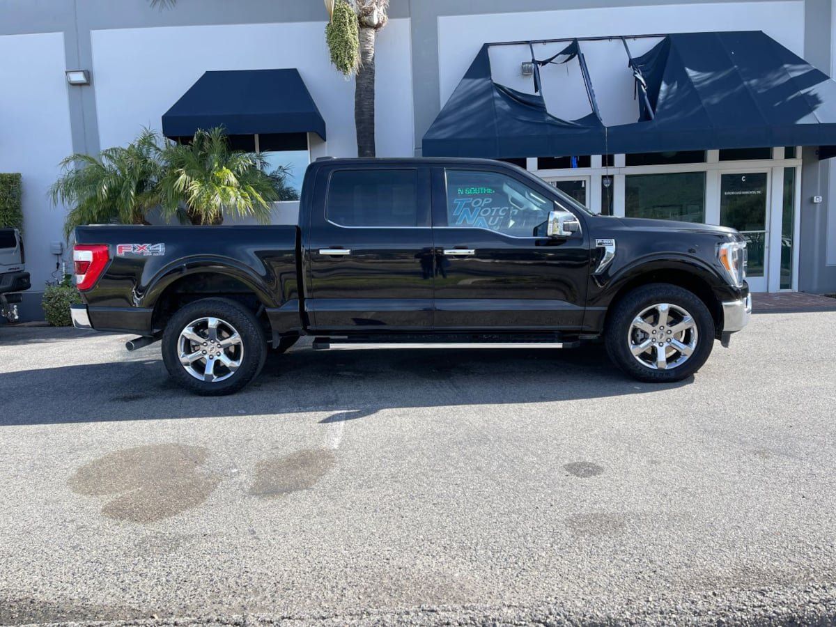 Used 2022 Ford F150 Lariat AWD/4WD image 4