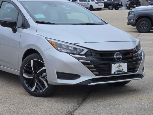 New 2025 Nissan Versa SR w/ Trunk Package image 2