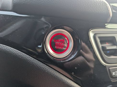 Used 2021 Honda Pilot Elite image 21
