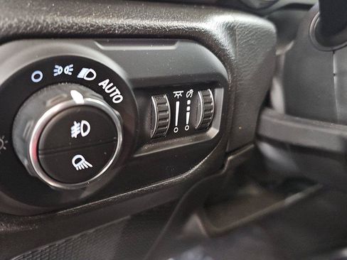 Used 2022 Jeep Gladiator Mojave w/ LED Lighting Group AWD/4WD image 25