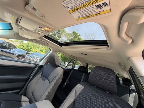 Used 2017 Subaru Outback 2.5i Premium AWD/4WD image 25