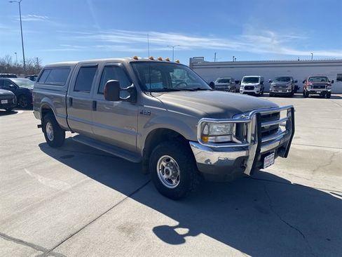 Used 2004 Ford F250 Lariat image 3