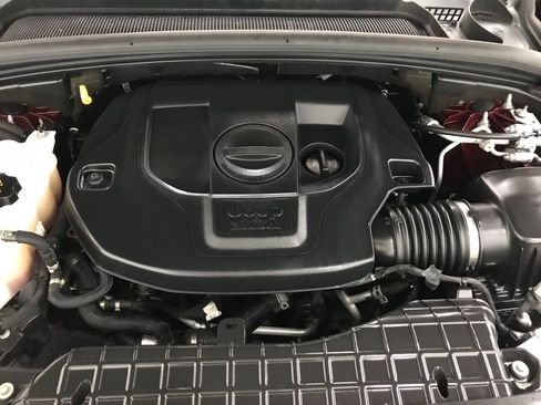 Used 2021 Jeep Grand Cherokee L Overland w/ Luxury Tech Group IV image 45