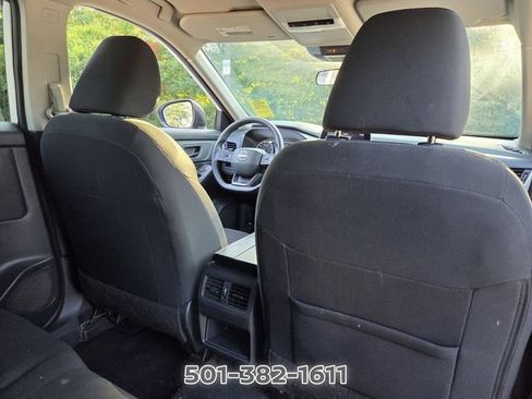 Used 2025 Nissan Rogue S AWD/4WD image 15