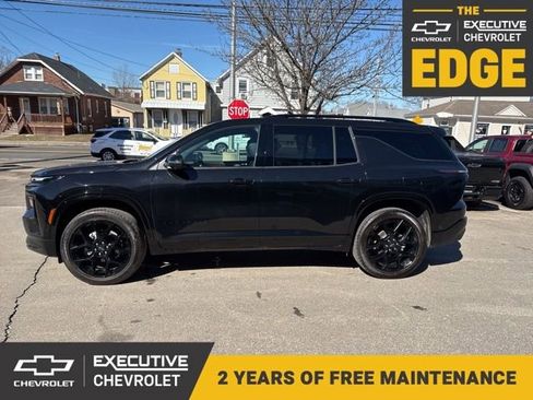 Used 2024 Chevrolet Traverse RS w/ LPO, Floor Liner Package AWD/4WD image 1