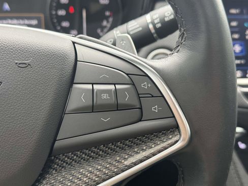 Used 2024 Cadillac XT5 Sportv w/ Technology Package AWD/4WD image 24