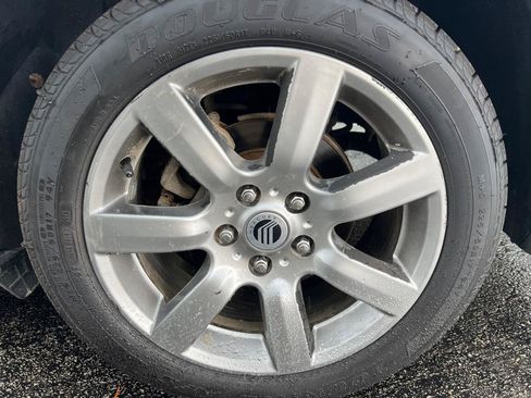 Used 2011 Mercury Milan Premier FWD image 13