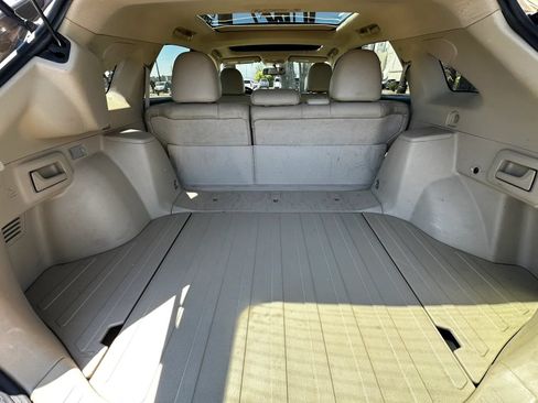 Used 2011 Toyota Venza AWD w/ Premium Pkg #2 image 16
