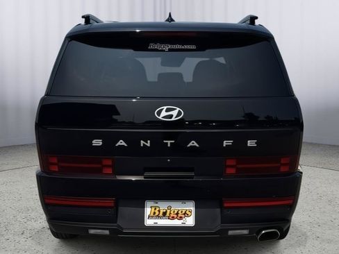 Used 2024 Hyundai Santa Fe SEL FWD image 4