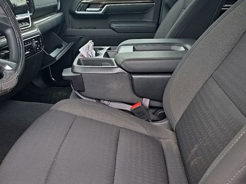 Used 2023 Chevrolet Silverado 1500 LT w/ Convenience Package II RWD image 4