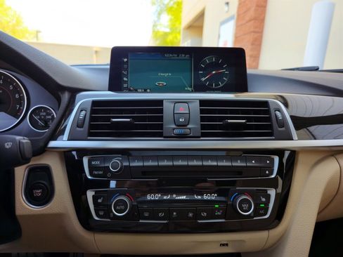 Used 2017 BMW 330e image 20