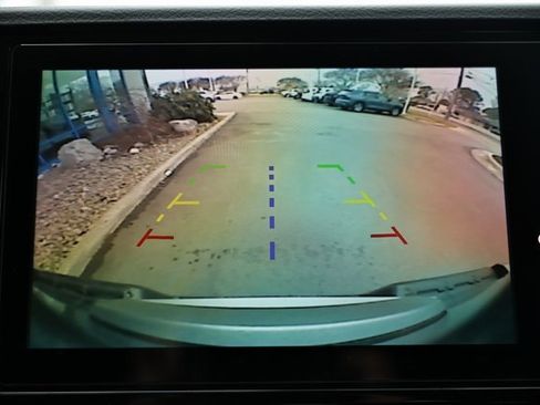 Used 2025 Nissan Frontier SV w/ SV Convenience Package image 36